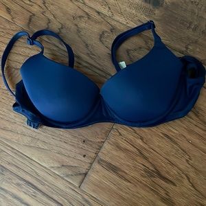 PINK-VICTORIA’S SECRET